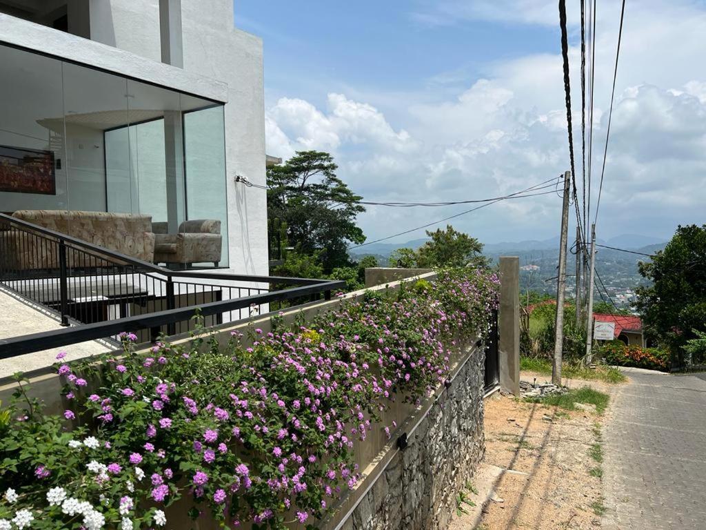 Hotel Kandyan View "Free Pickup From Kandy City" Exterior photo